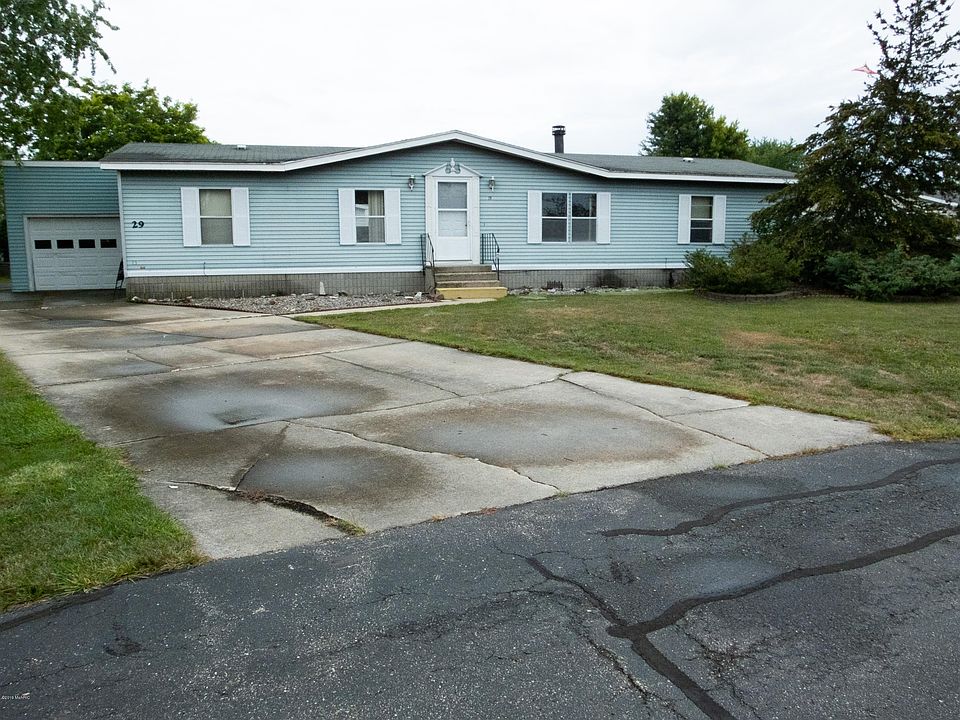 1st image of 155 E 48th St Lot 29