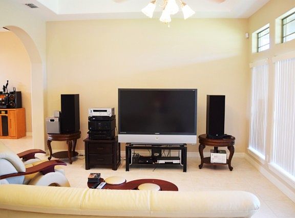 5th image of 1615 Jonathon Dr
