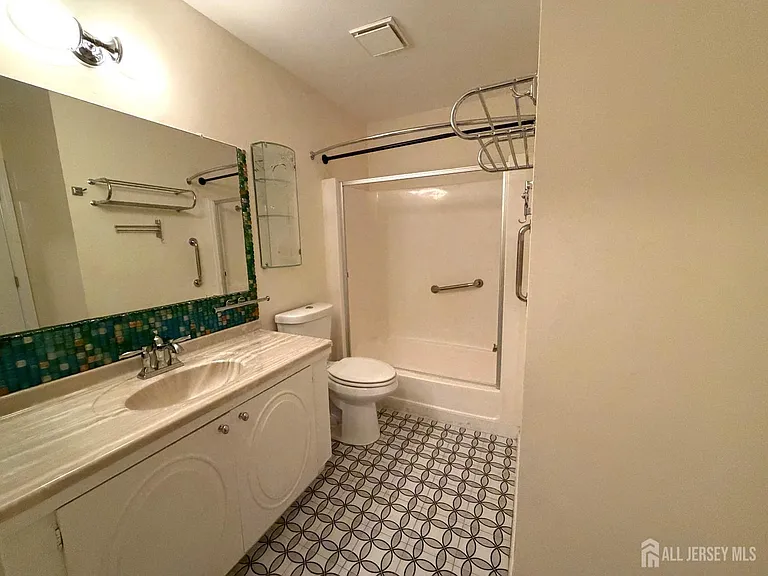278 Crosse Dr #2G — Photo 12