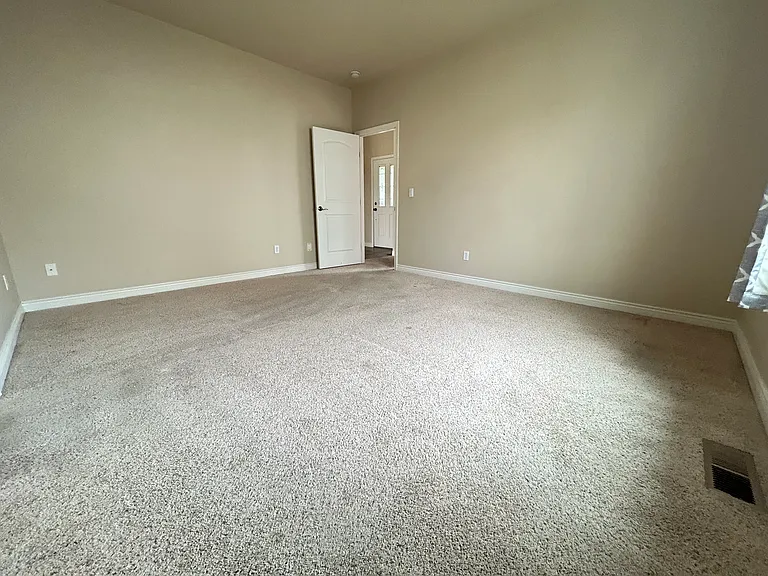 8619 Woodwinds Way — Photo 6