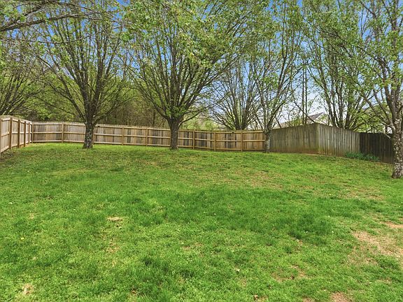 4th image of 1021 Ridge Trl