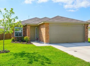 119 Talon Dr, Luling, TX 78648