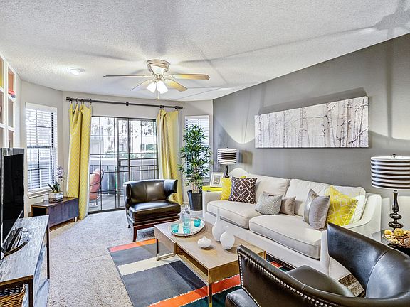 4th image of 7555 E Peakview Ave #112