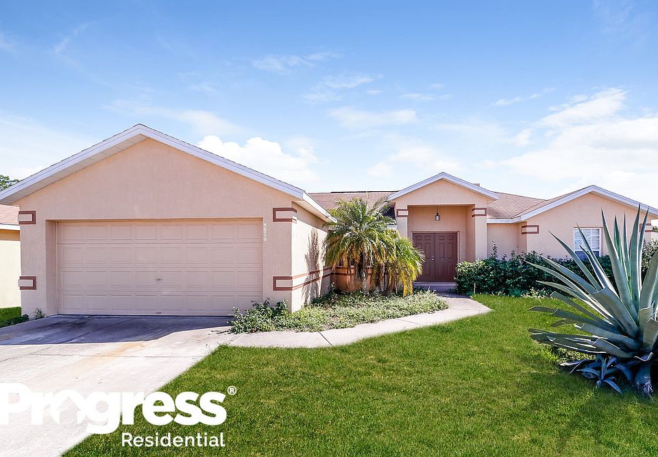 1st image of 4676 Great Blue Heron Dr