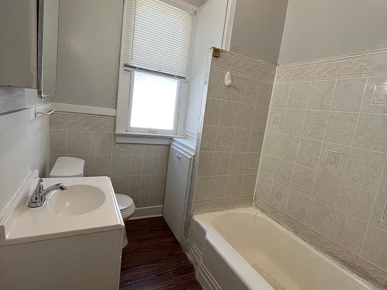 3705 W 12th St #2 — Photo 6