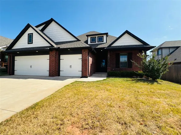 1612 NE 35th St, Moore, OK 73160
