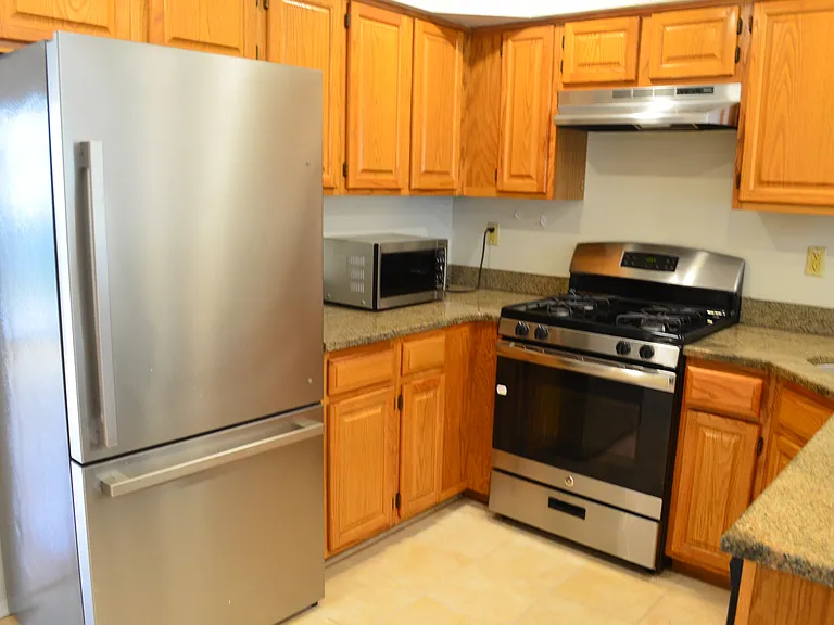 162 Salem Rd — Photo 8