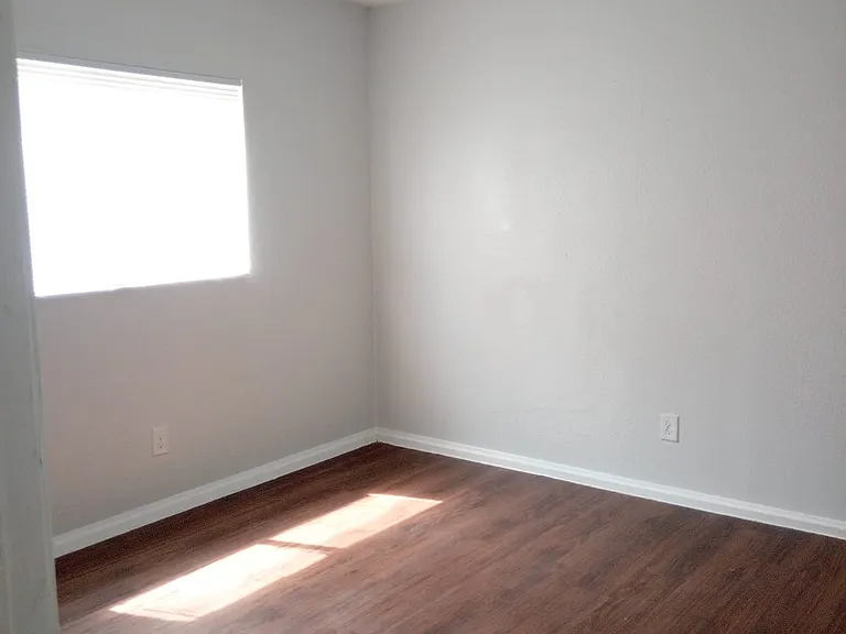4171 Sunrise Glade Dr — Photo 3