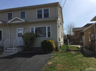 70 Longfellow St, Carteret, NJ 07008