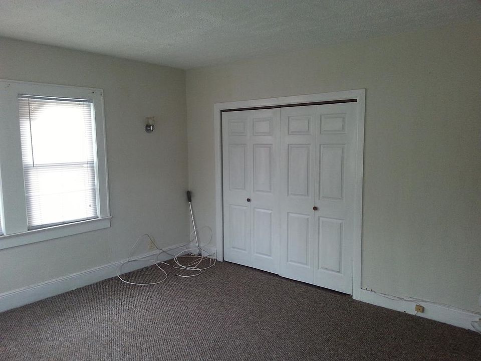 2nd image of 22 Spencer Pl