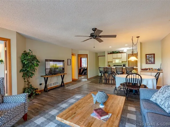 98 Jonathan Dr #2E, Lake Ozark, MO 65049