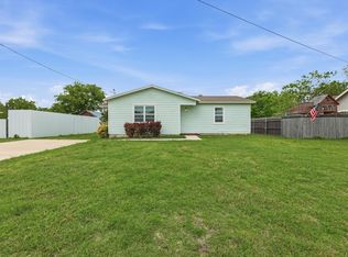 204 E Bailey St, Ponder, TX 76259