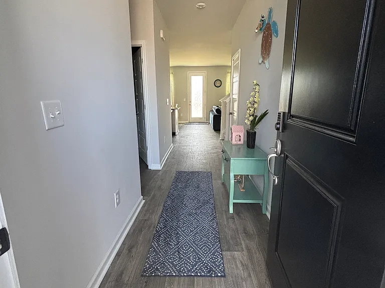 Cypress Ln — Photo 11