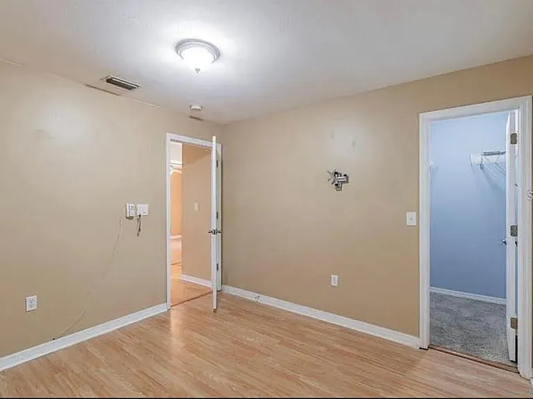 4914 N Mendenhall Dr — Photo 5