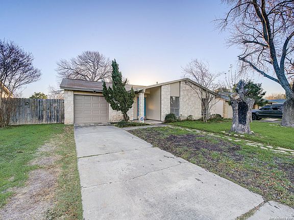 3rd image of 5930 CLIFF ROCK DR