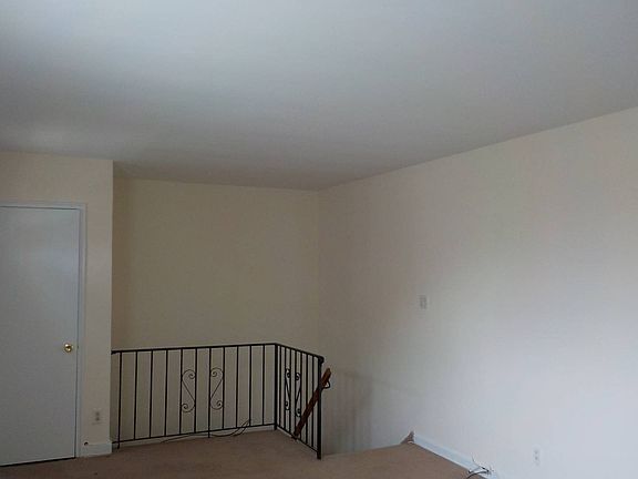 4th image of 74-12 263rd St Floor 2