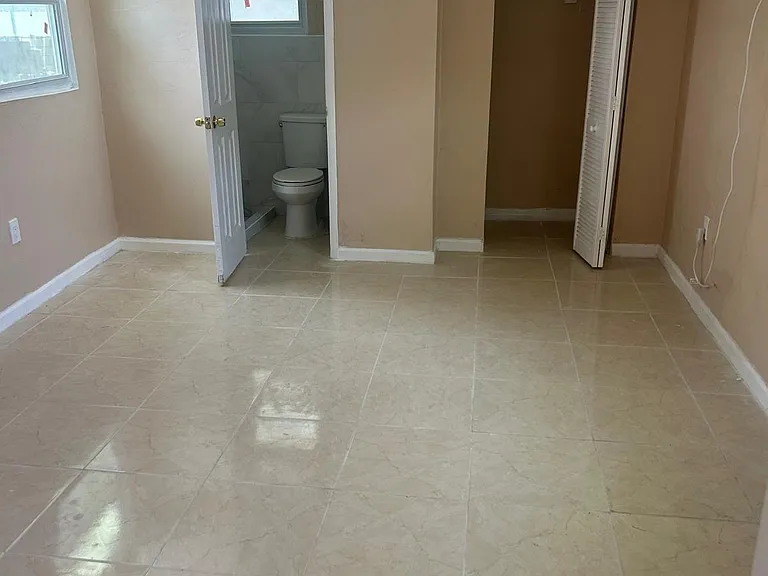 845 NW 132nd St — Photo 2