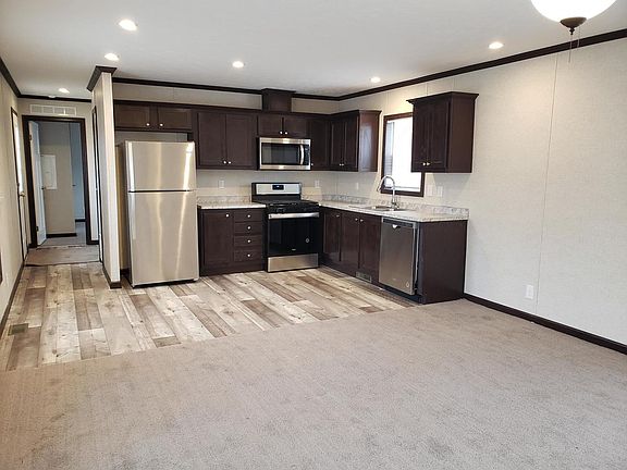 2nd image of 1265 Chateau Blvd #193