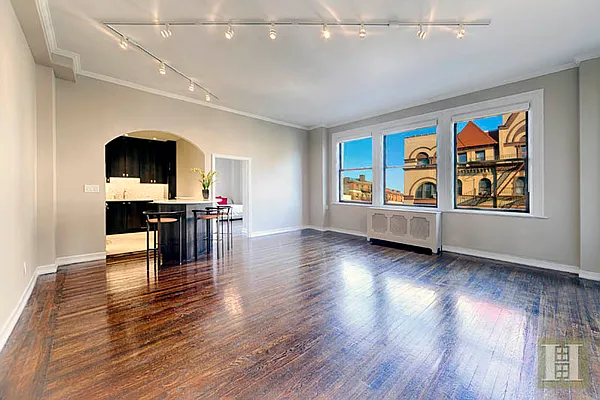 Rented by Halstead Real Estate | media 28