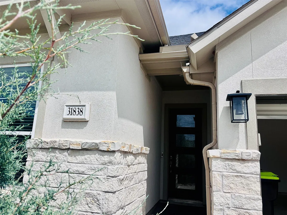 Building Photo - 31838 Settlers Ridge Ln
