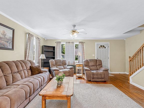 5th image of 231 Bouchard Ave