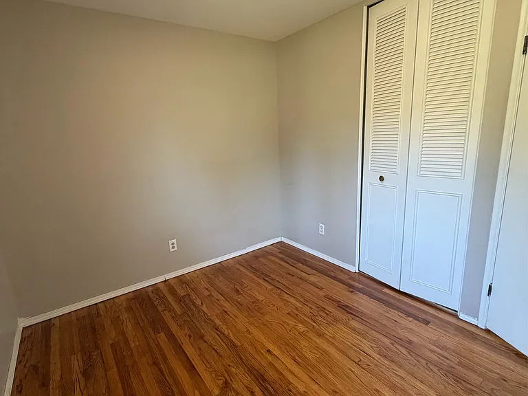 3318 W Jolly Rd — Photo 32