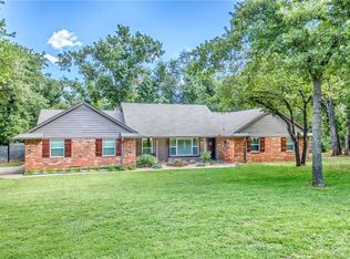 2112 Scissortail Ln, Edmond, OK 73034