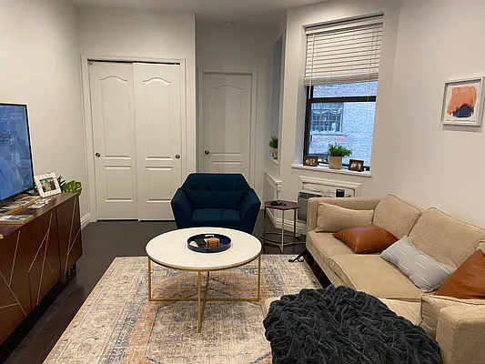 Rented by CNYC Apartments | media 43