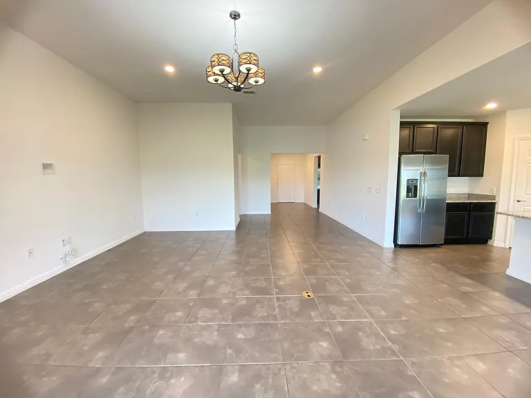 2751 Rialto Ct — Photo 17