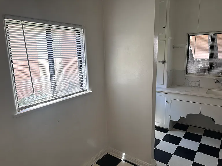 748 S Marengo Ave #748 — Photo 8