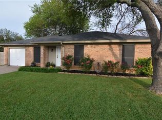 5301 Tamarack Ct, Arlington, TX 76018