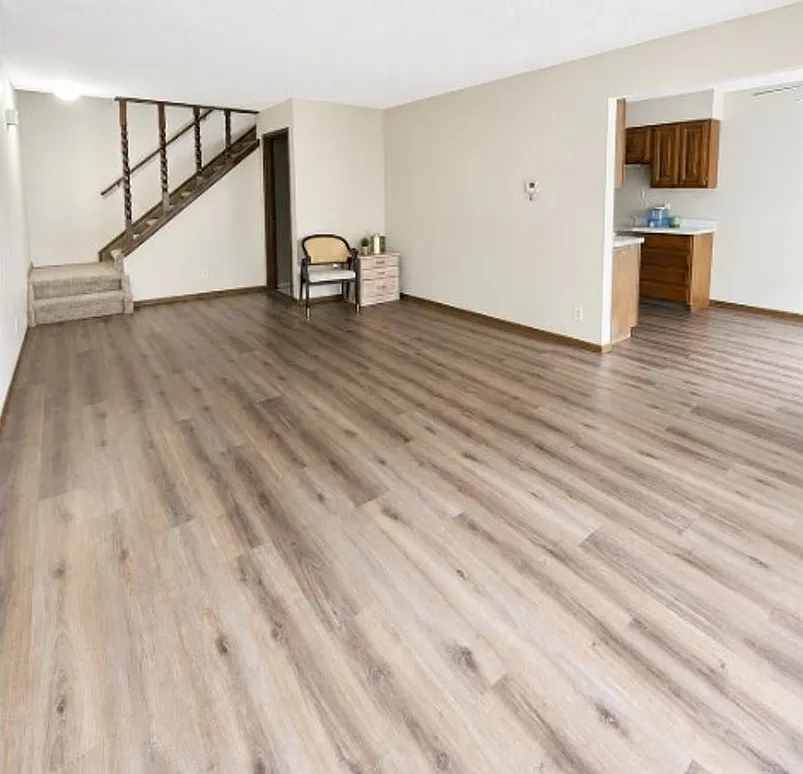 Orangewood — Photo 1