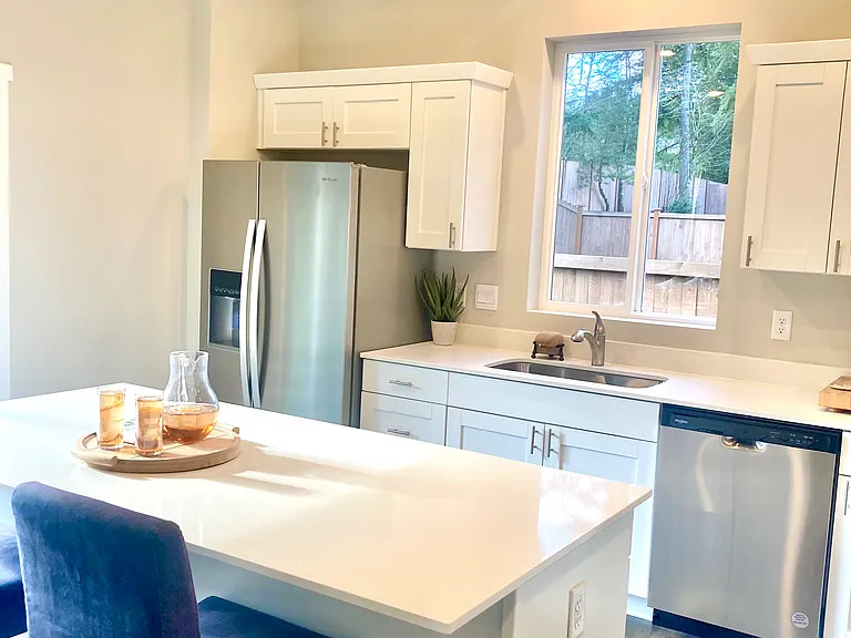 1490 SW Pendleton Way — Photo 5