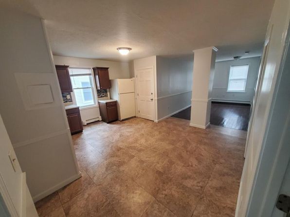 20 Forest Avenue Ct FLOOR 2