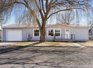 1412 E Evergreen St, Deer Park, WA 99006