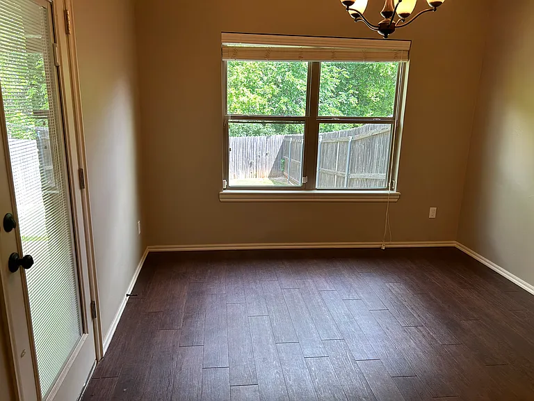 12011 Jadesdale Cir — Photo 10