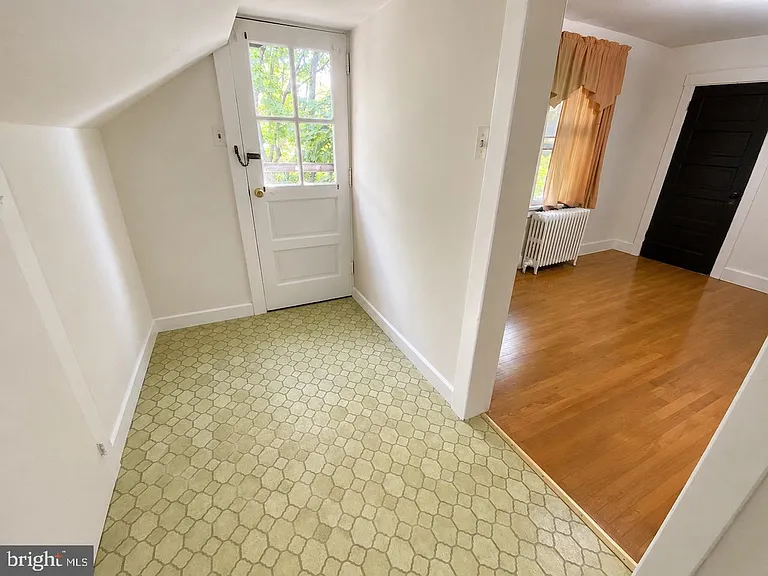 501 W Newport Pike — Photo 13