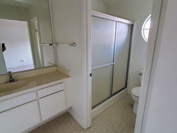 5th image of 25646 Huron St