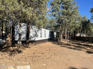 2148 Wildflower Rd, Overgaard, AZ 85933
