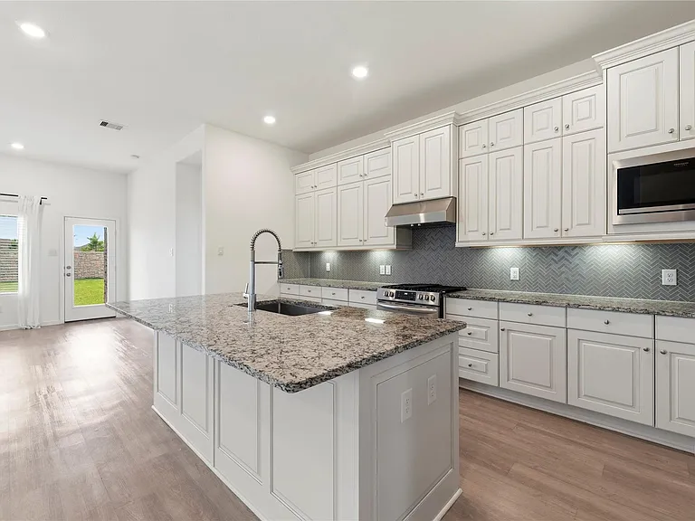 29338 Sweet Orange Ct — Photo 7