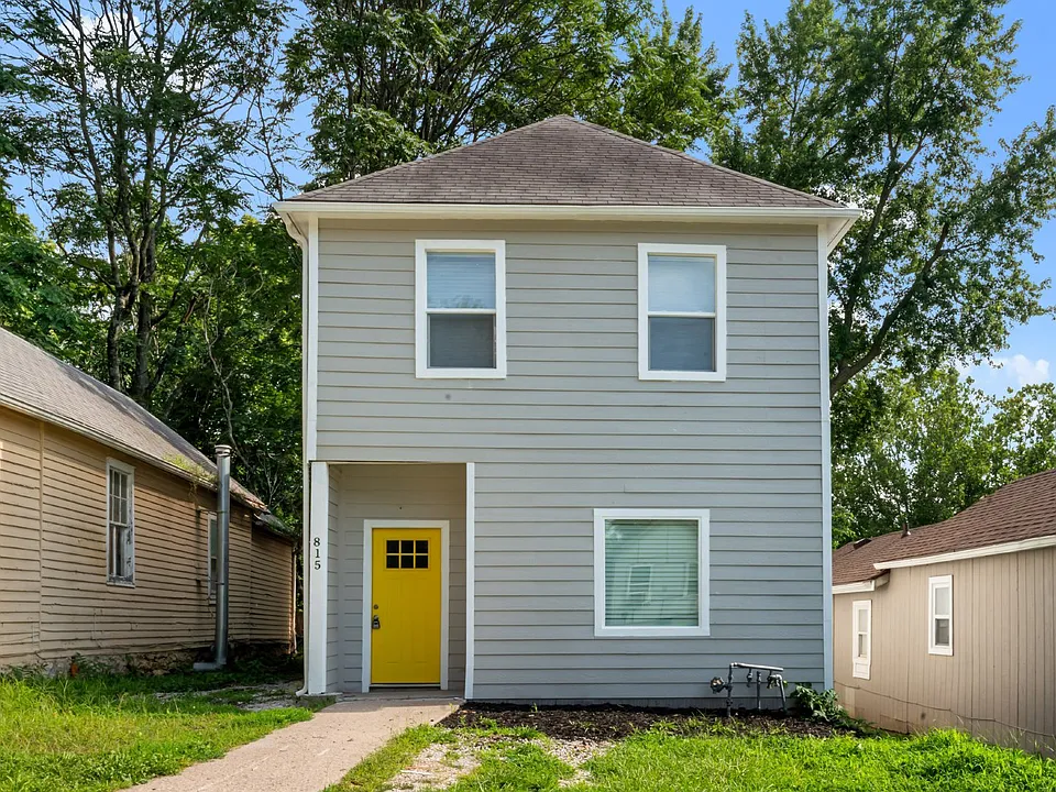 815 Kickapoo St