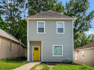 815 Kickapoo St, Leavenworth, KS 66048