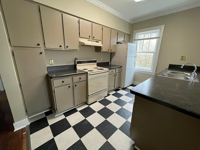 1808 Eastern Pkwy #8 — Photo 6