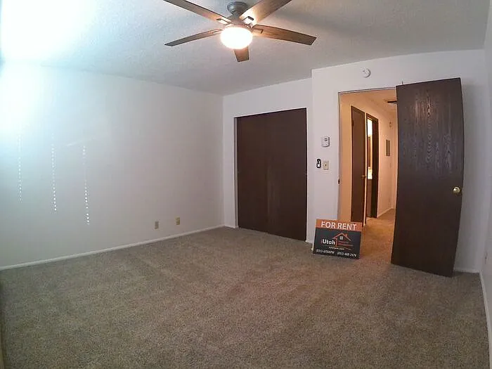 870 N Jackson Ave #7 — Photo 17