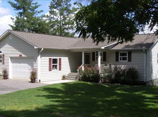9 Sunrise Dr, Blairsville, GA 30512