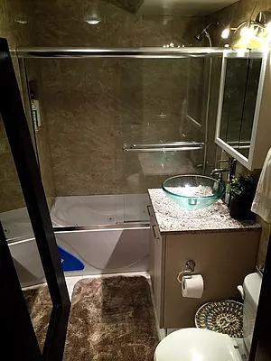 Rented by 18 REALTY | media 32