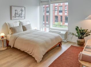 130 Clarke Ave #221, Jersey City, NJ 07304