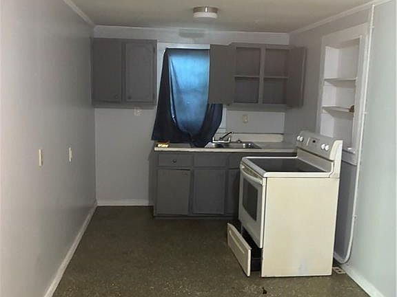 3rd image of 626 Glenwood St #1/2