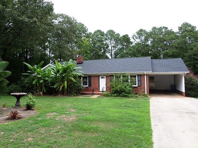 1st image of 212 Crestmont Dr