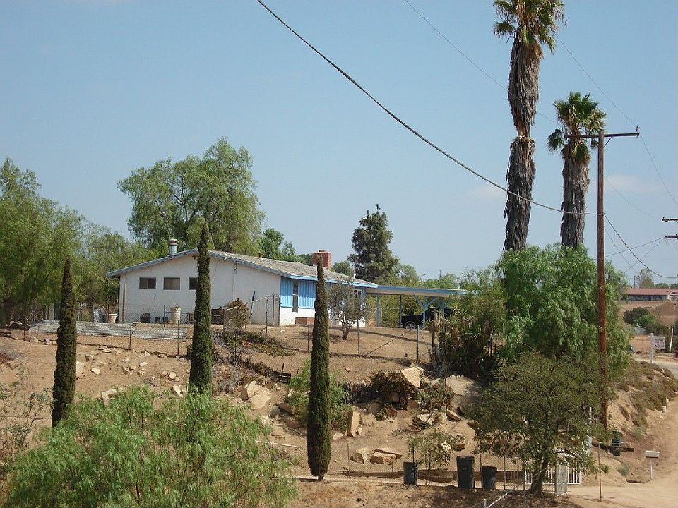 2nd image of 18041 Avenue D